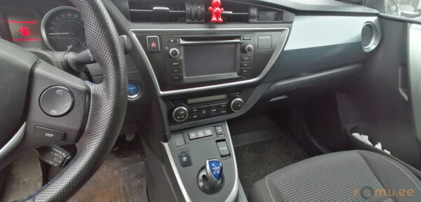 Toyota Auris (2013) - Image 7