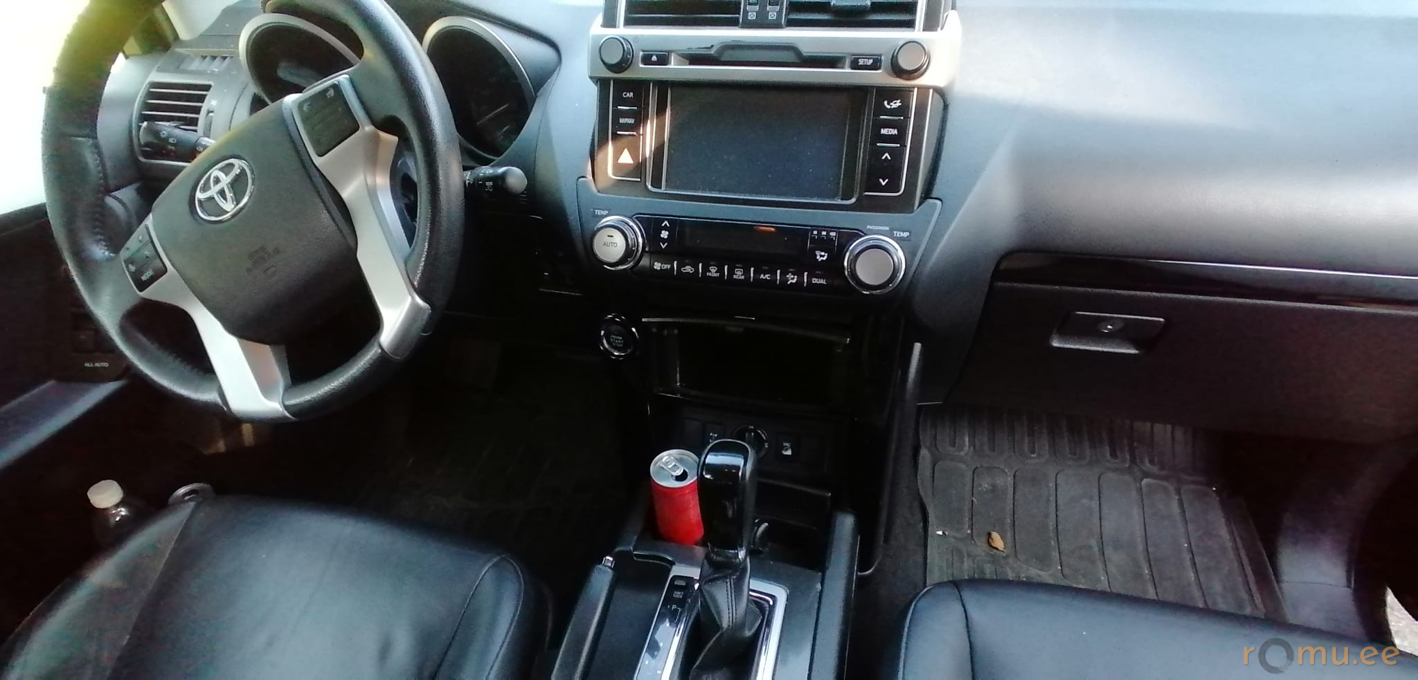Toyota Land Cruiser 150 (2017) - Image 9