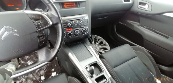Citroen C4 (2012) - Image 8