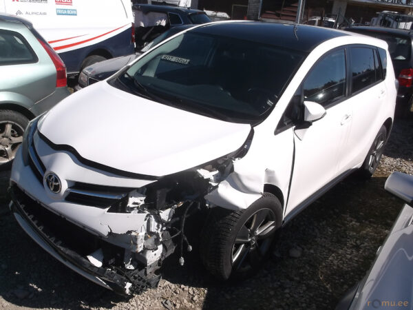Toyota Verso (2016) - Image 11