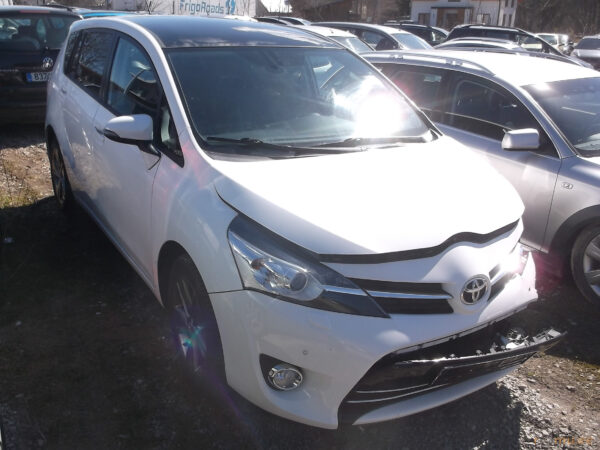 Toyota Verso (2016) - Image 12