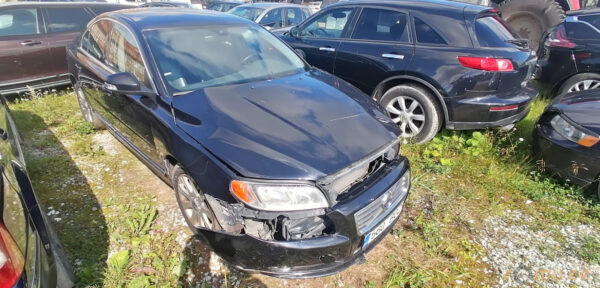 Volvo S80 (2011) - Image 2