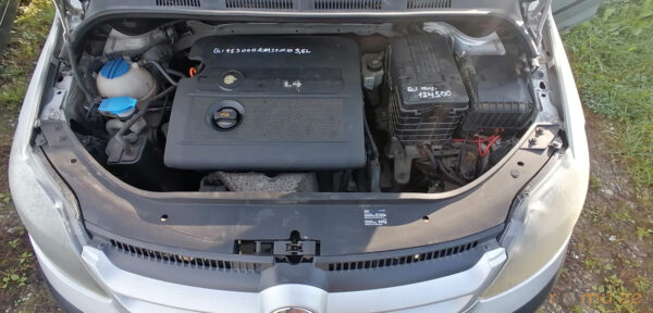 Volkswagen Golf Plus (2005) - Image 6