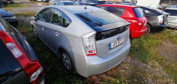 Toyota Prius (2010) - Image 4