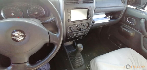 Suzuki Jimny (2014) — изображение 8