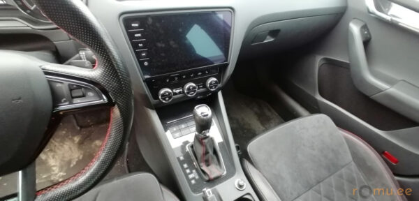 Skoda Octavia (2017) - Image 9
