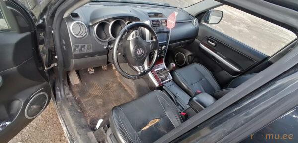 Suzuki Grand Vitara (2006) - Image 7