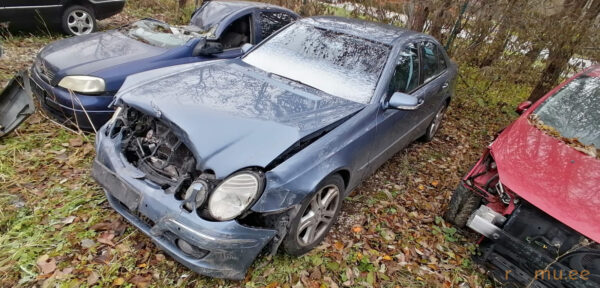 Mercedes-Benz E280 CDI (2006)