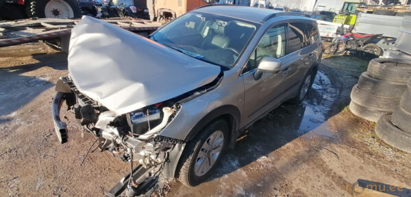 Subaru Legacy (2015)