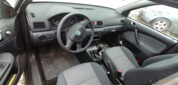 Skoda Octavia (2010) - Image 7