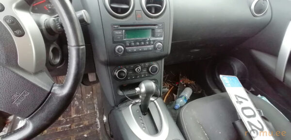 Nissan Qashqai (2012) - Image 9