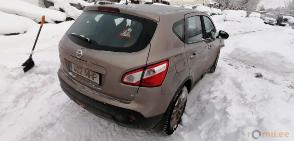 Nissan Qashqai (2012) - Image 4
