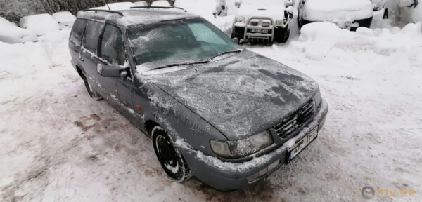 Volkswagen Passat Variant (1994) - Image 2