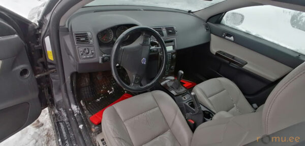 Volvo V50 (2007) — изображение 9