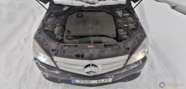 Mercedes-Benz C220 CDI (2009) — изображение 6