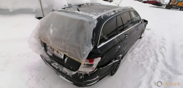 Mercedes-Benz C220 CDI (2009) — изображение 3