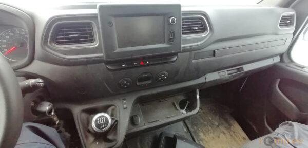 Renault Master (2021) - Image 12