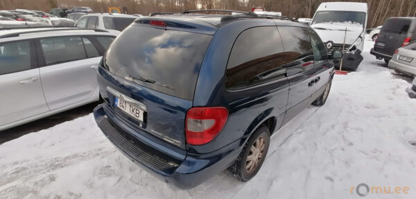 Chrysler Grand Voyager (2005) - Image 4