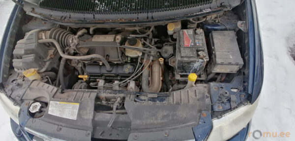 Chrysler Grand Voyager (2005) - Image 6