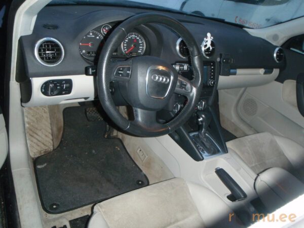 Audi A3 (2008) - Image 8