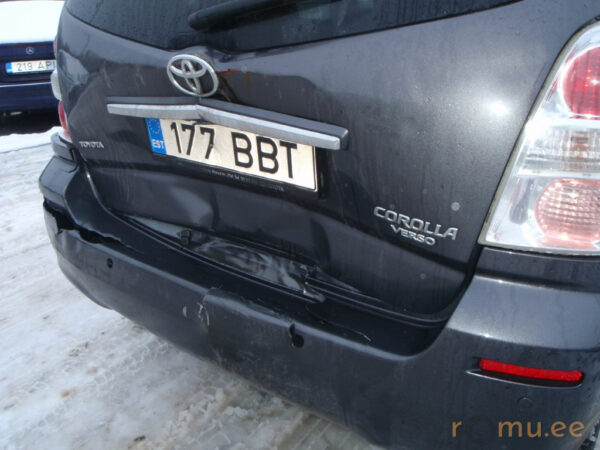 Toyota  Corolla Verso (2009) - Image 5