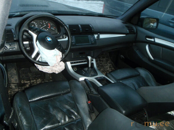 BMW X5 (2002) - Image 6