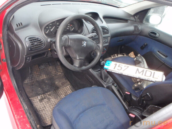Peugeot 206 (2003) - Image 7