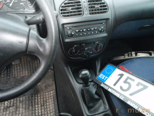Peugeot 206 (2003) - Image 9