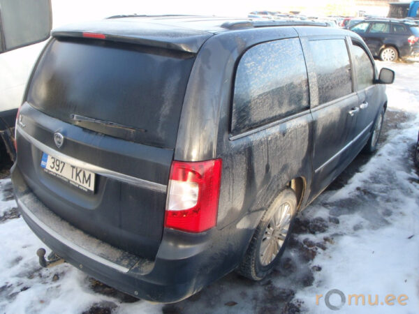 Lancia Voyager (2012) - Image 4