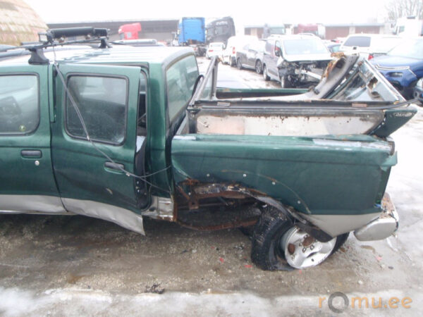 Nissan Pick-Up (2004) - Image 5