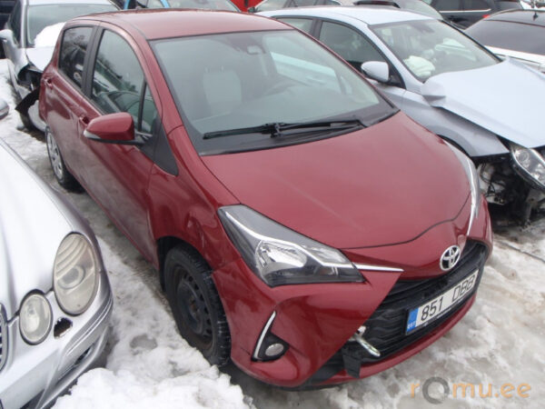 Toyota Yaris (2019) — изображение 2