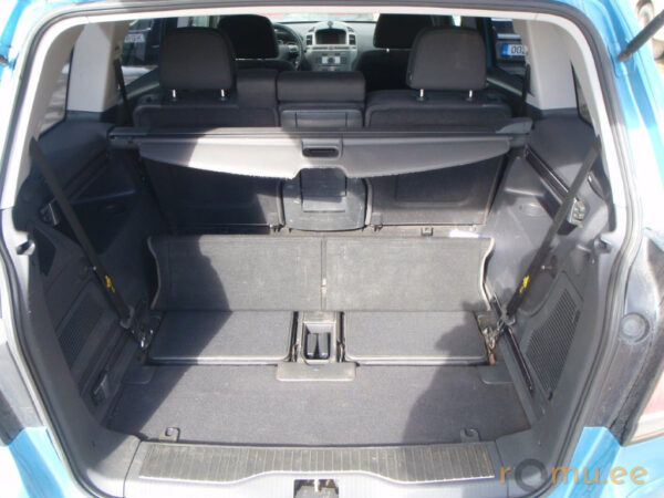 Opel Zafira (2006) - Image 8