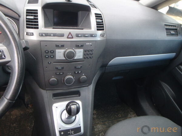 Opel Zafira (2006) - Image 7