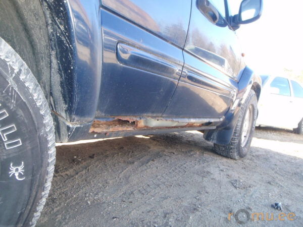 Jeep Cherokee (2002) - Image 5