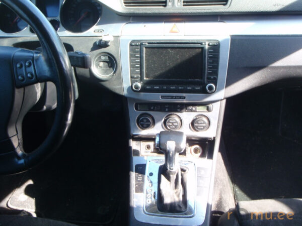 Volkswagen Passat Variant (2006) - Image 9