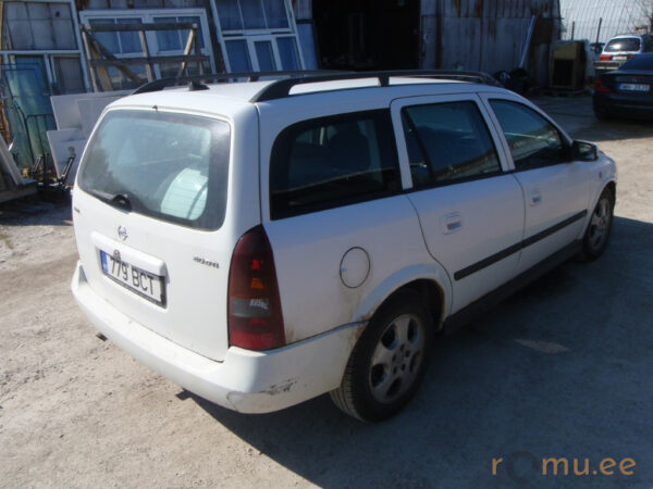 Opel Astra Caravan (2004) - Image 3