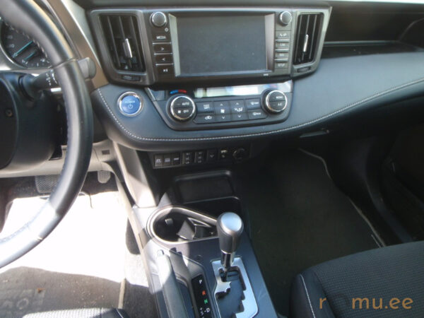 Toyota Rav4 (2018) - Image 8