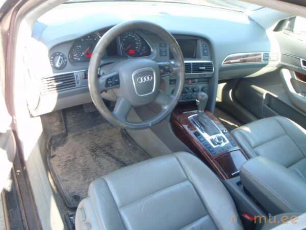 Audi A6 (2004) - Image 7