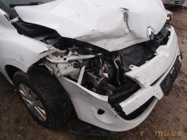 Renault Megane (2011) — изображение 5