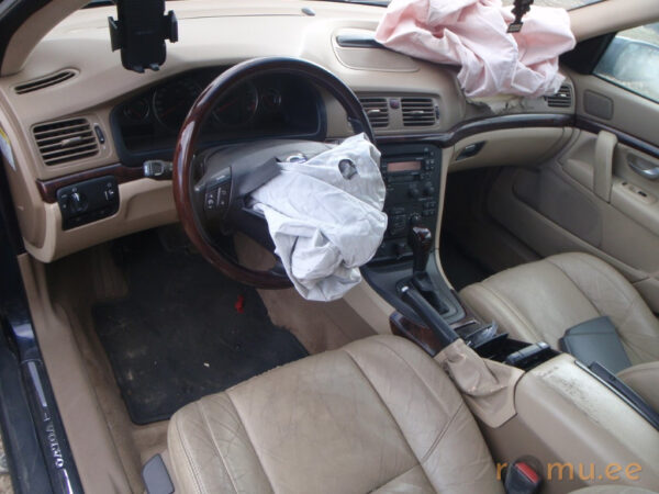 Volvo S80 (2005) - Image 9