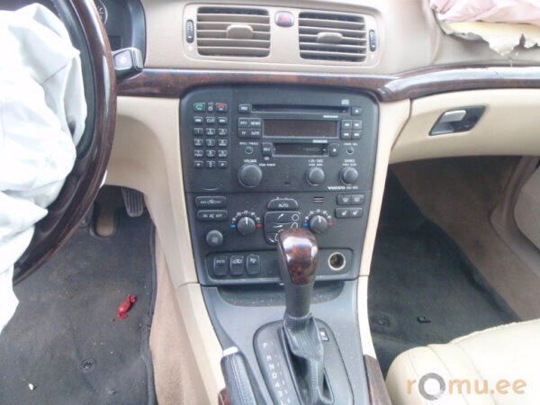 Volvo S80 (2005) - Image 10