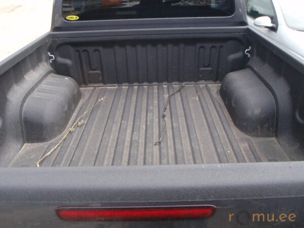 Toyota Hilux (2022) - Image 6