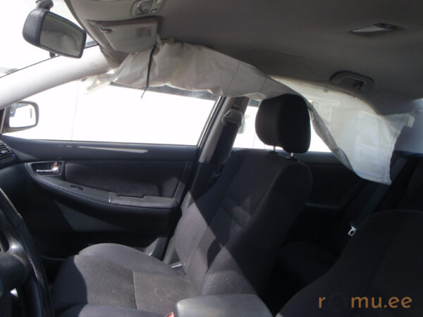 Toyota Corolla (2006) - Image 8