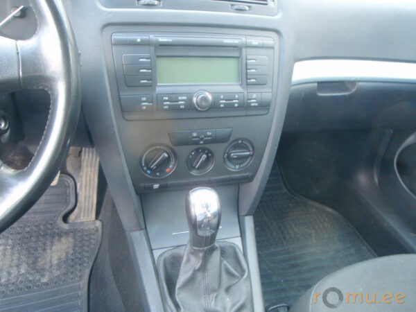 Skoda Octavia (2008) - Image 9