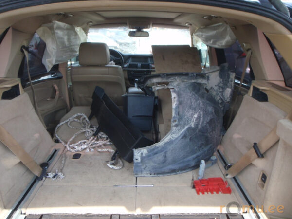 BMW X5 (2007) - Image 9