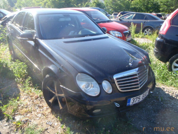 Mercedes-Benz E200 Kompressor (2007) — изображение 2