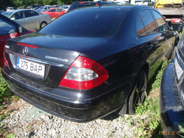 Mercedes-Benz E200 Kompressor (2007) — изображение 4