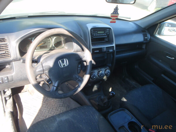Honda CR-V (2005) - Image 6