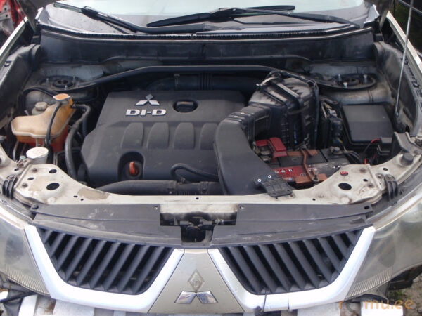 Mitsubishi Outlander (2008) - Image 5