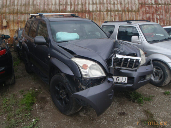Toyota Land Cruiser 120 (2007) - Image 2